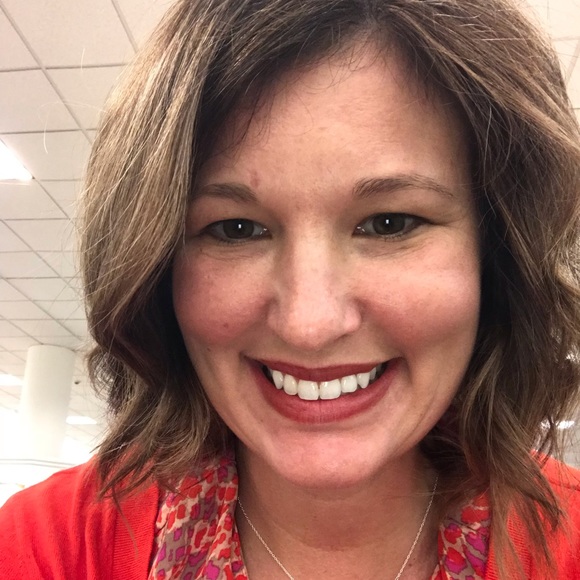 Meet your Posher, Kelly - Picture 1 of 1